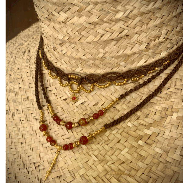 COLLIERS MACRAMÉ ET PIERRES FINES EN AGATE ROUGE
