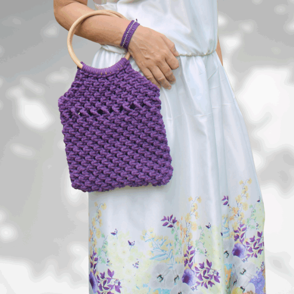 sac à main macramé violet