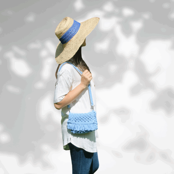SAC BANDOULIERE EN MACRAME -PIECE UNIQUE-