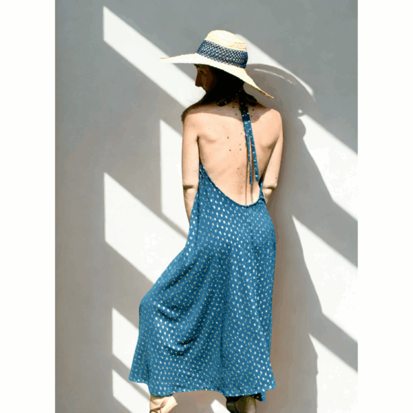 robe longue dos nu bleu