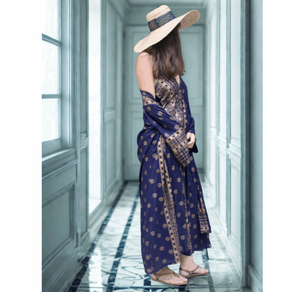 ROBE LONGUE DOS NU BLEU PROFOND ET OR