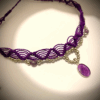 Collier macrame violet avec pendentif en améthyste