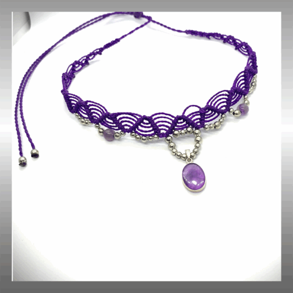 COLLIER MACRAME FAIT MAIN AVEC PENDENTIF EN AMETHYSTE