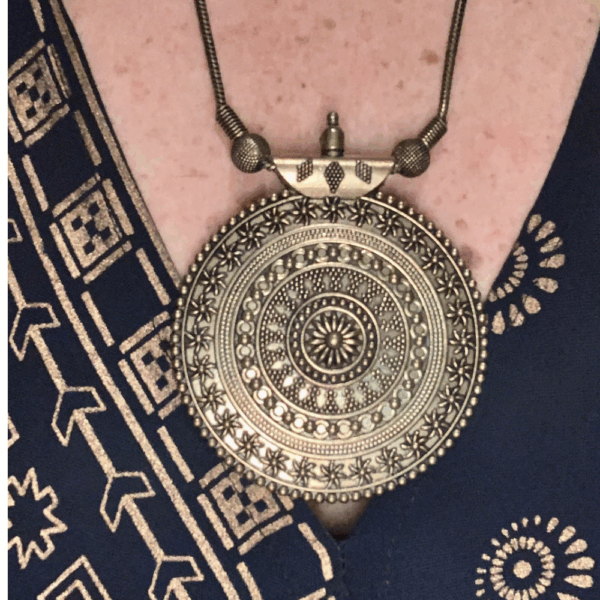 Collier en laiton doré style mandala
