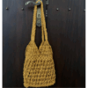 Sac à main macramé fait main- porté épaule, doublure lin imprimé tropical, couleur jaune safran. Modèle bohème chic, artisanal, en coton. Pièce unique