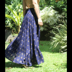 Jupe bohème longue et fluide, fendue en coton léger bleu imprimé style indien