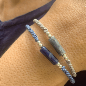 Duo de bracelets pierres fines naturelles : Lapis Lazuli et....